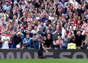 EPL: Brentford humiliate Tottenham 3-1