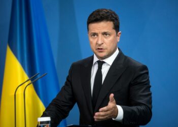 Ukrainian President Zelensky rallies support in Germany 
