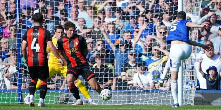 Bournemouth stage dramatic comeback to edge Everton, Ipswich draw Fulham