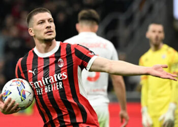 Serie A: Milan fight back to earn draw against Fiorentina